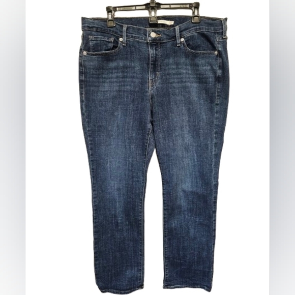Levi's Strauss Classic Straight Women's Blue Denim Jeans Plus Size 16W - Picture 1 of 8